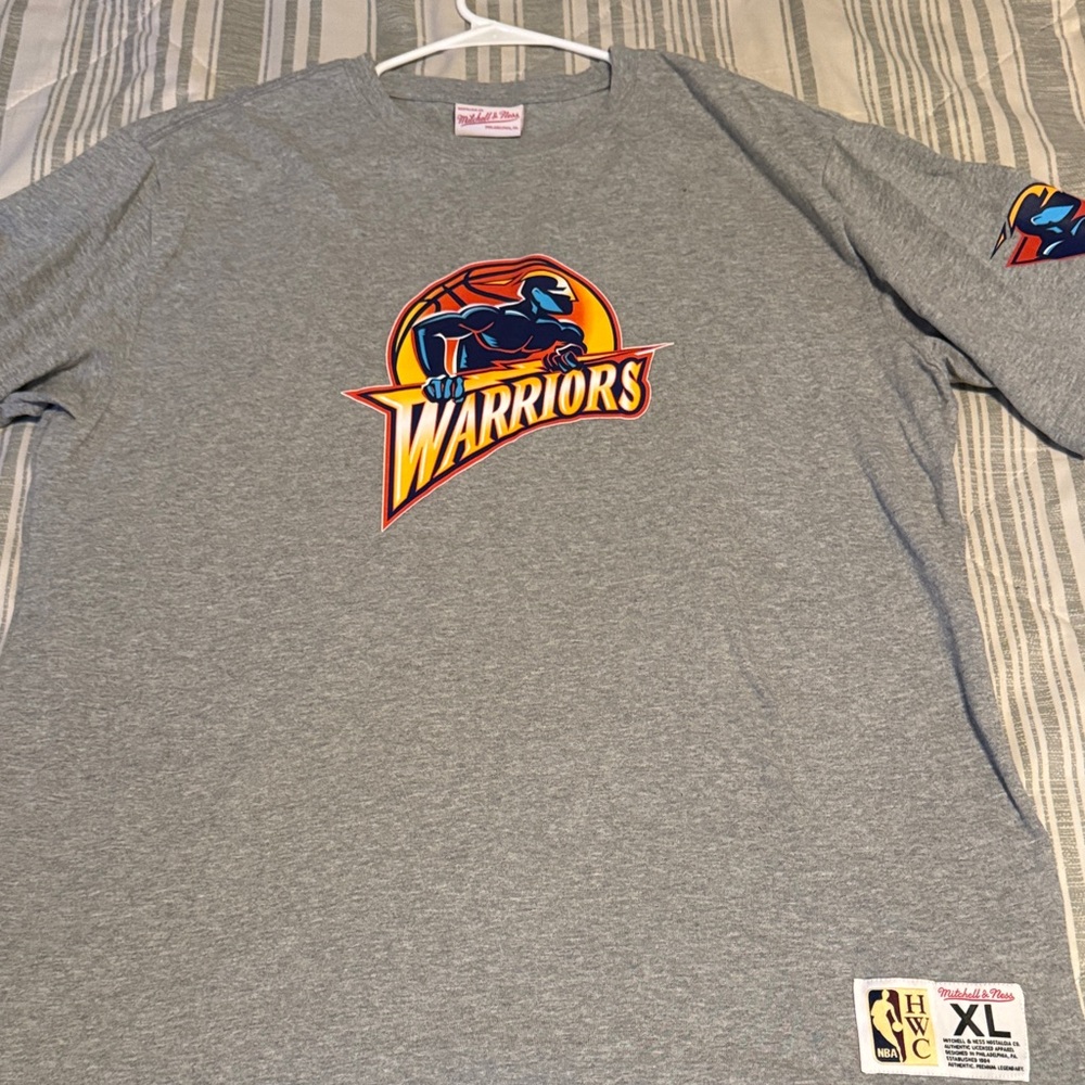 Mitchell & Ness Gray Warriors Graphic Long Sleeve